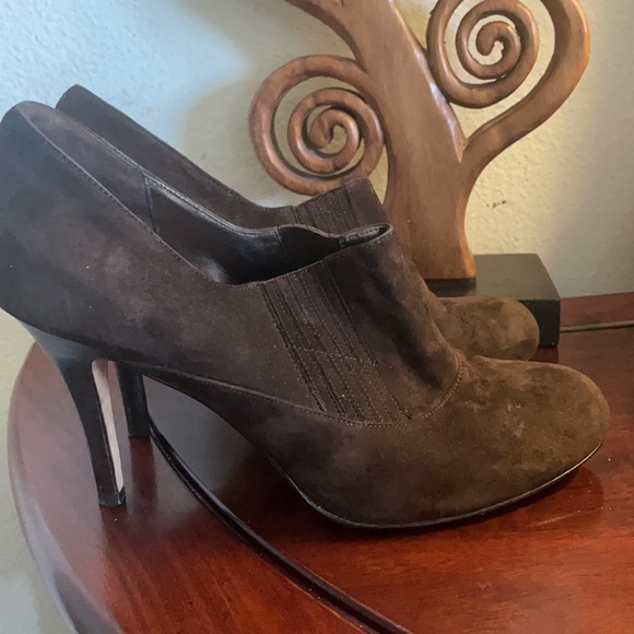 Cole Haan Brown Suede Bootie Sz 10 - Picture 4 of 7